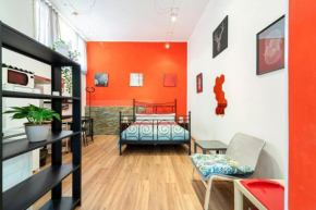 Central and cozy loft with courtyard Bologna